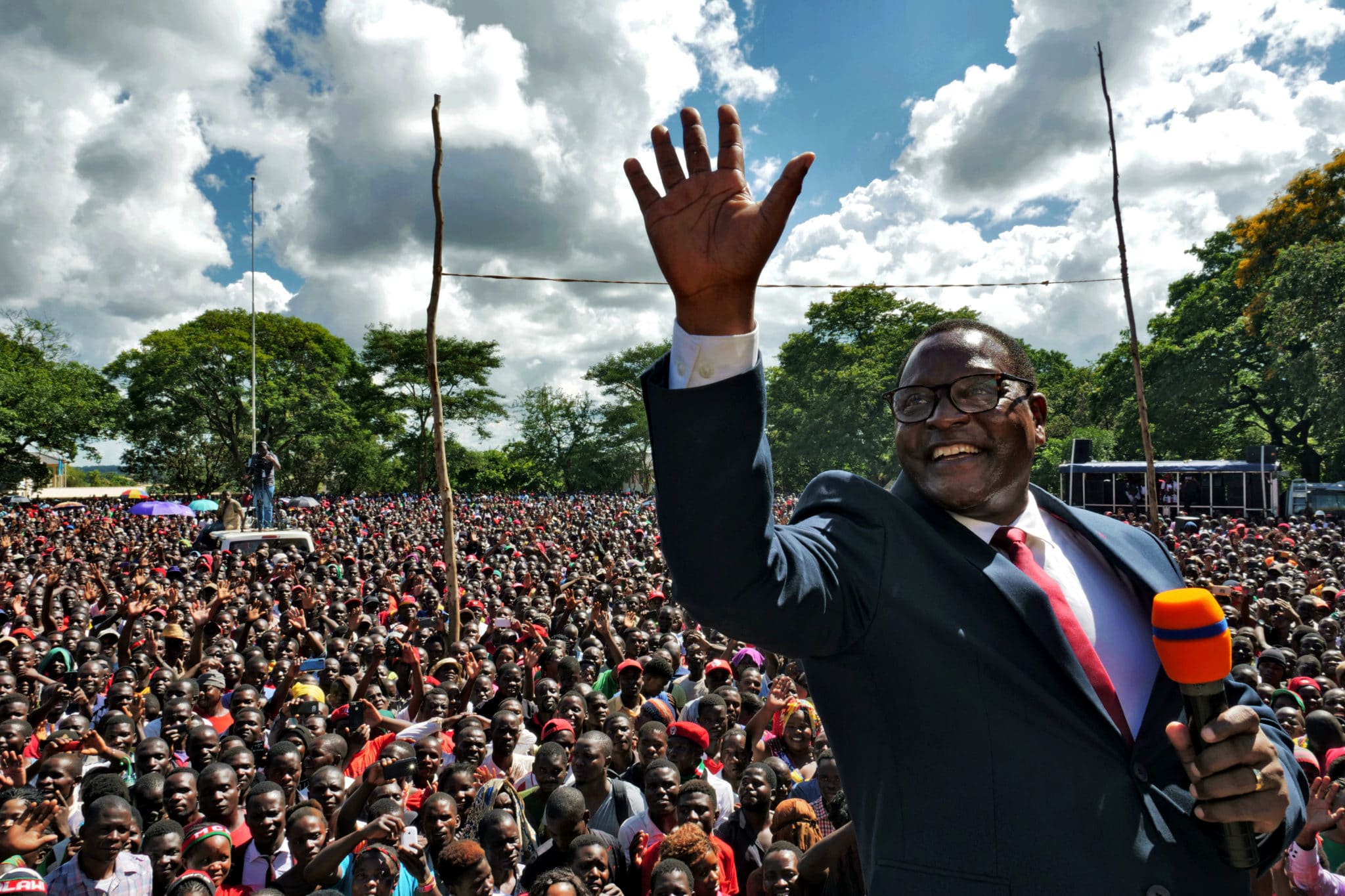 Malawi’s Chakwera pledges graft clampdown in subdued inauguration amid virus