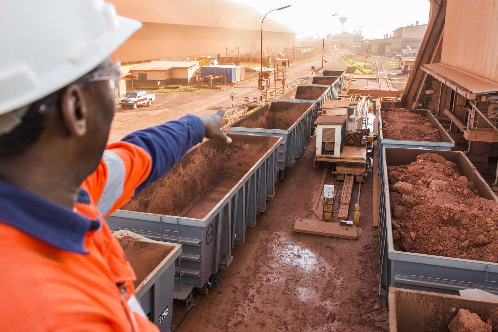 Guinea bauxite prices rise after coup, mines report no immediate impact