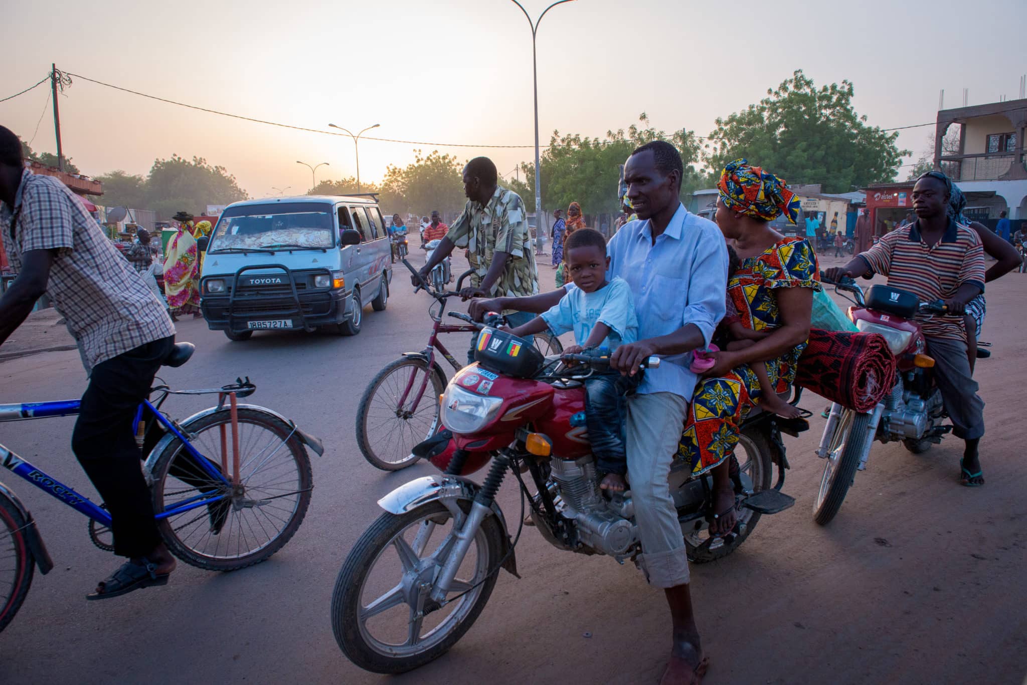 Traffic in downtown N’Djamena, Chad. (Photo: Arne Hoel)