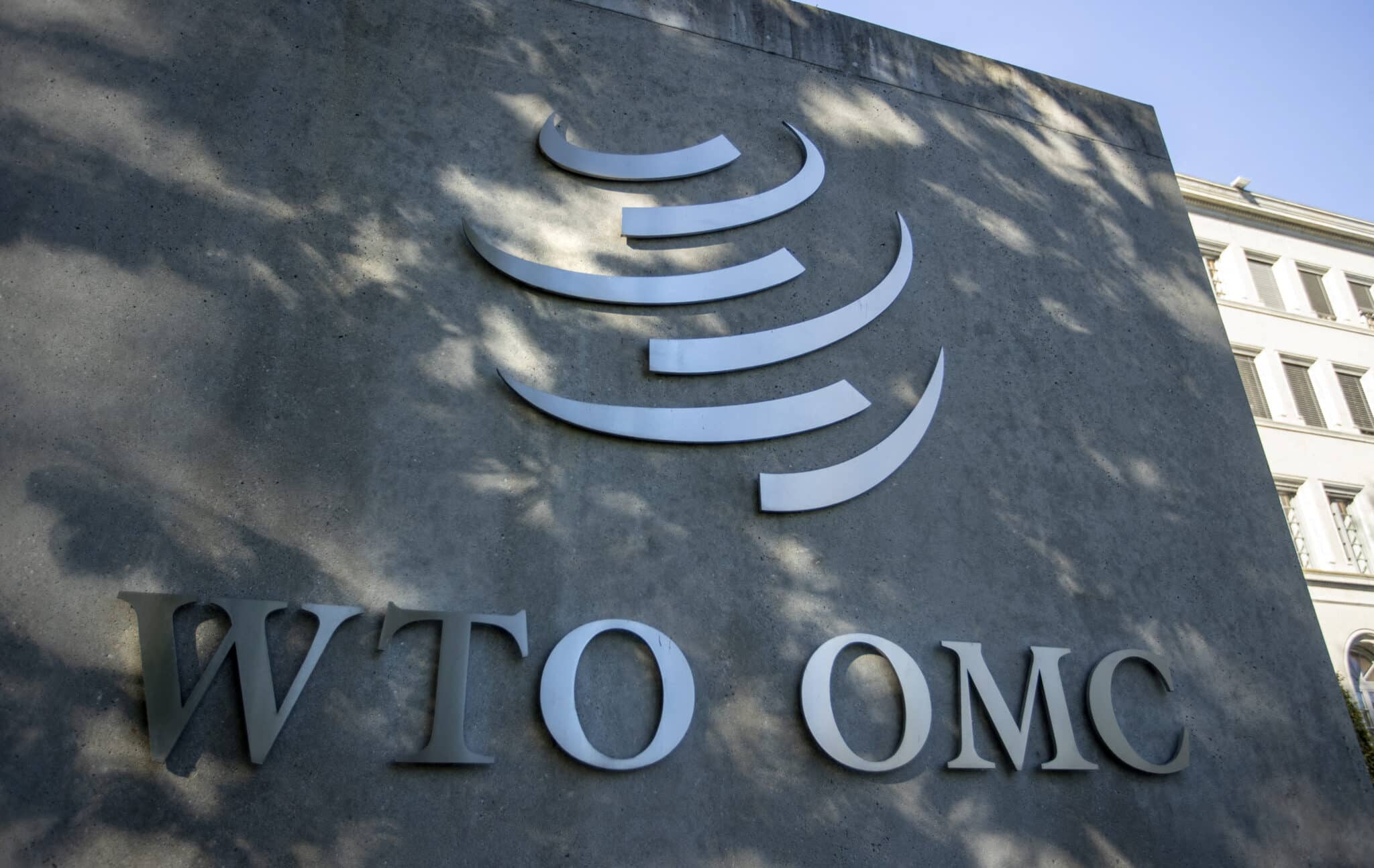 Deadlocked WTO talks drag into fifth day with no breakthrough