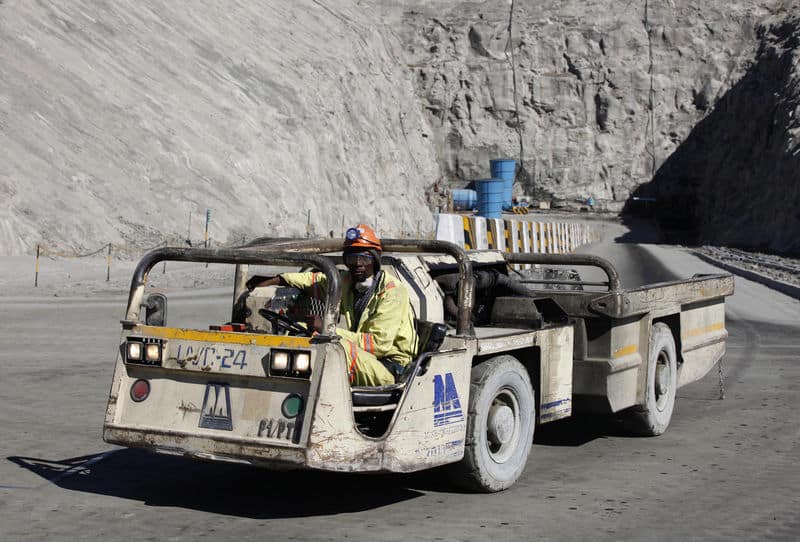 Zimplats to offer voluntary job cuts after platinum price rout