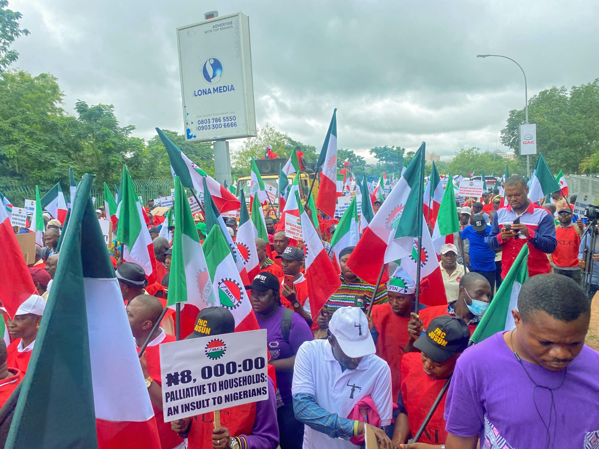 Nigeria’s labour unions protest hike in electricity tariff