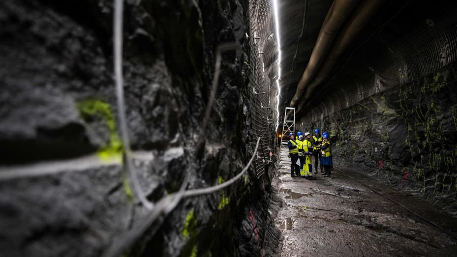 Visitors are shown the Repository in ONKALO, a deep geological disposal underground facility, designed to safely store nuclear waste, on May 2, 2023, on the island of Eurajoki, western Finland. - Finland's next-generation Olkiluoto 3 nuclear reactor, the largest in Europe, has gone into regular production on April 16, 2023 after months of delays, hours after Germany ended its nuclear era. (Photo by Jonathan NACKSTRAND / AFP) (Photo by JONATHAN NACKSTRAND/AFP via Getty Images)