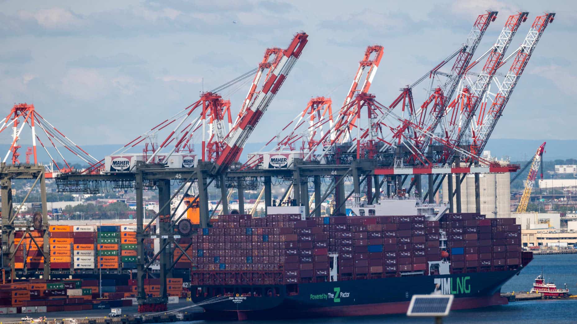 U.S. East and Gulf Coast Ports Face Major Strike, Disrupting Billions in Trade and Endangering Economic Stability