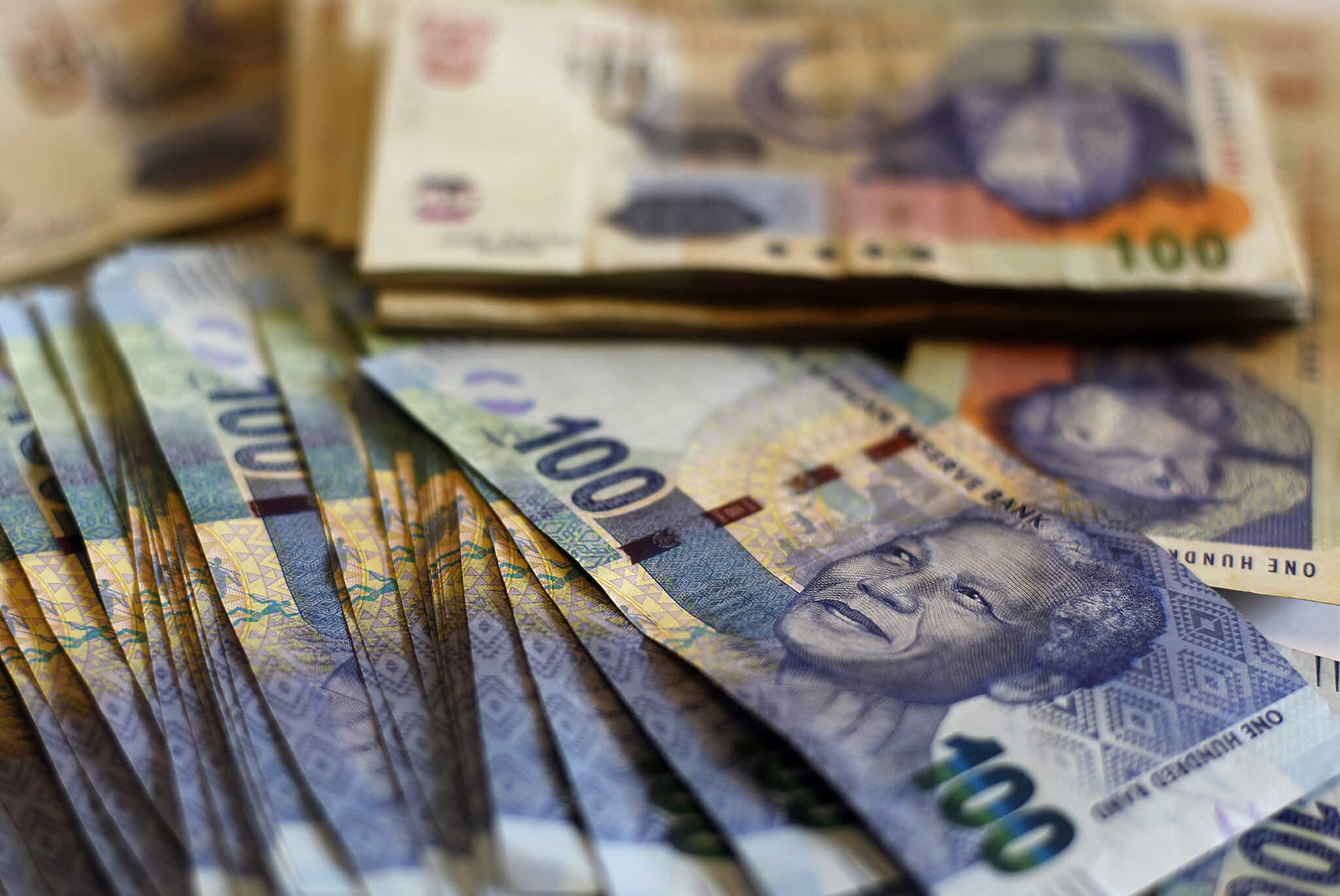 South African rand extends losses; S&P rating review due